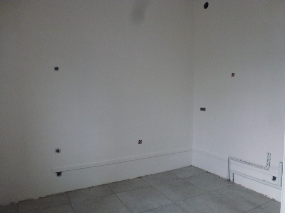 Chambery-rénovation-d-appartement-traitement-platre-cuisine-travail-termine Chambery-rénovation-d-appartement-traitement-platre-cuisine-travail-termine